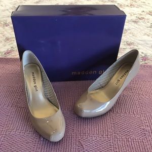 Madden Girl Getta Nude Size 6.5 Heels